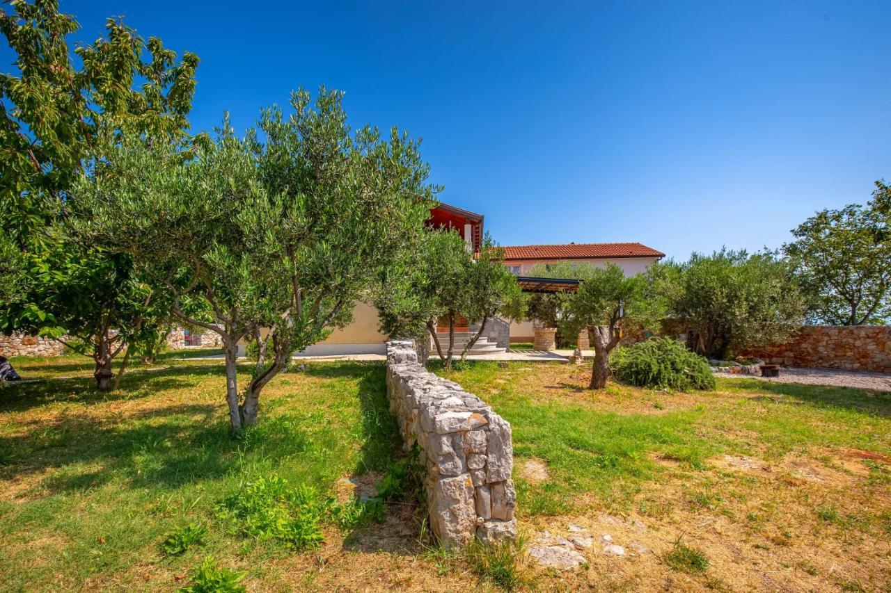Villa Rea Brsec Exterior photo