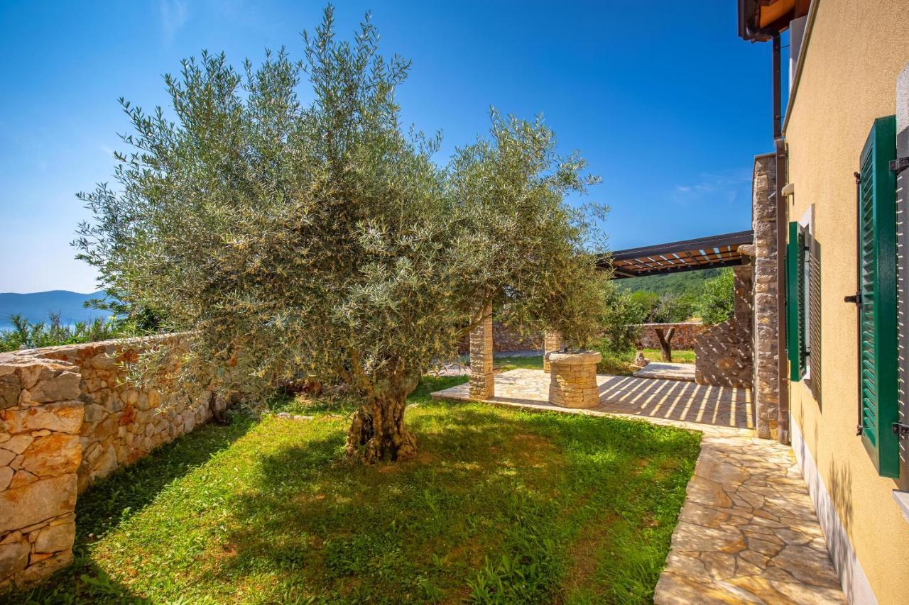 Villa Rea Brsec Exterior photo